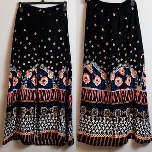 Sold🌸Express Black Floral Maxi Skirt